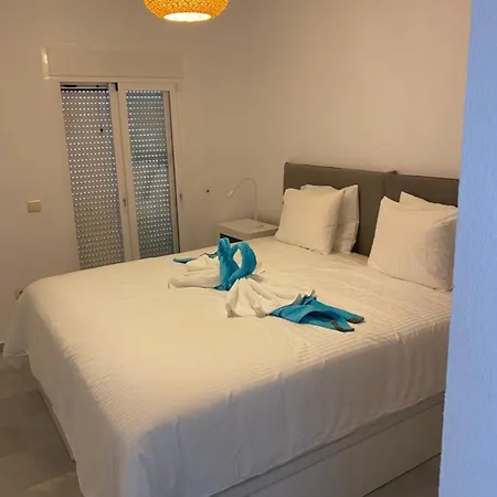 Feriehus Frontline Townhouse El Rosario- 4 Bedrooms