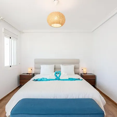 Vakantiehuis Frontline Townhouse El Rosario- 4 Bedrooms
