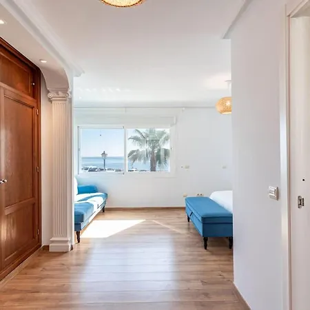 Frontline Townhouse El Rosario- 4 Bedrooms *