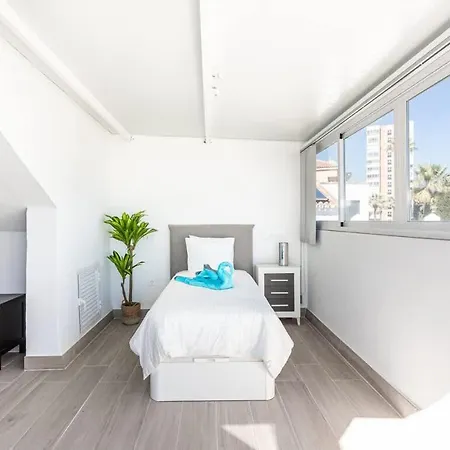 Vakantiehuis Frontline Townhouse El Rosario- 4 Bedrooms