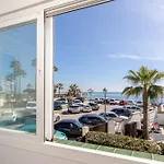 Frontline Townhouse El Rosario- 4 Bedrooms Dom wakacyjny *